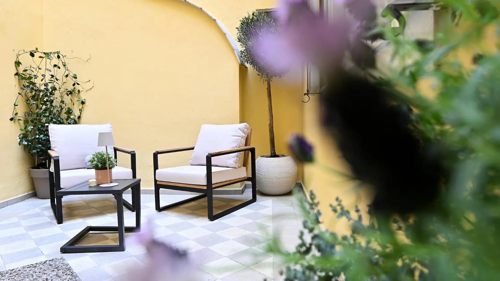 Monti Luxury Patio Apartment Řím